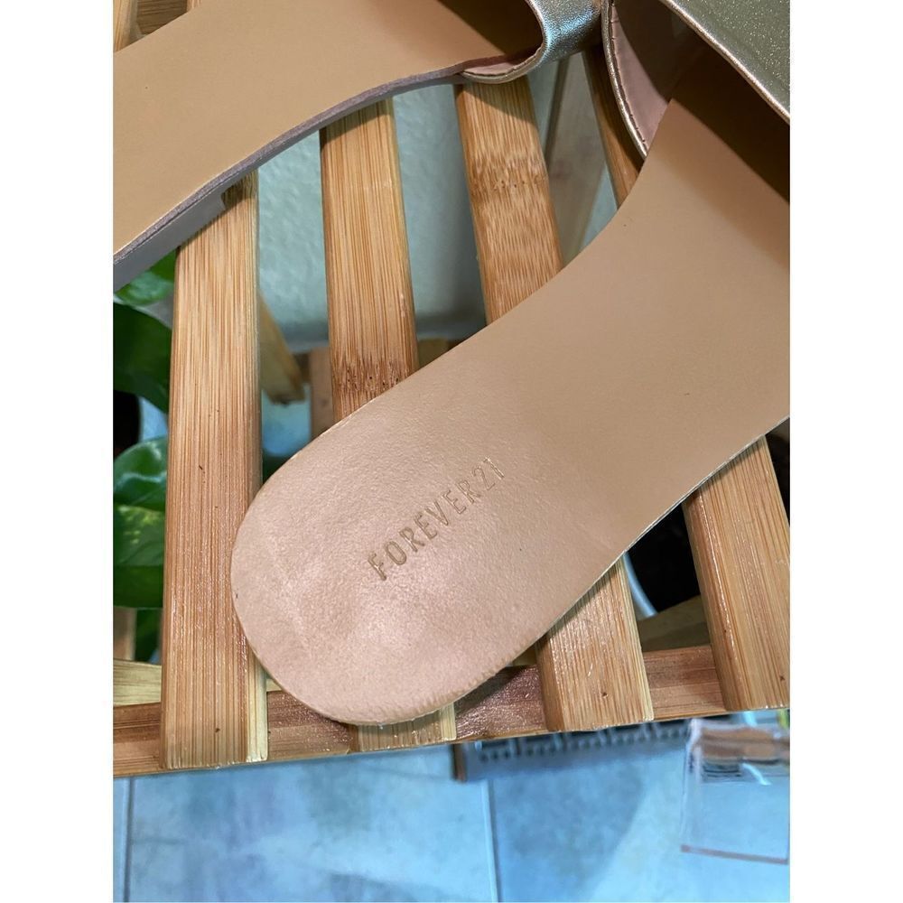 Forever 21 Sandals - Picture 3 of 4